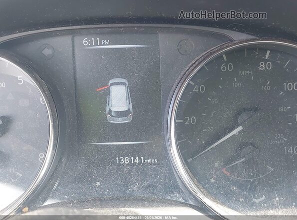 KNMAT2MV8HP603228 2017 NISSAN ROGUE Black 360 interior view