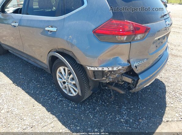 KNMAT2MV8HP611944 2017 NISSAN ROGUE Gray 