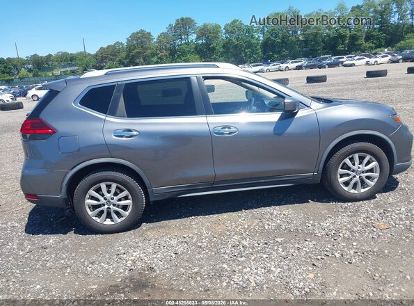 KNMAT2MV8HP611944 2017 NISSAN ROGUE Gray 