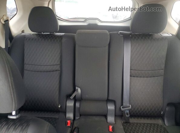 KNMAT2MV8JP575212 2018 NISSAN ROGUE Silver უკანა სავარძლების ხედი