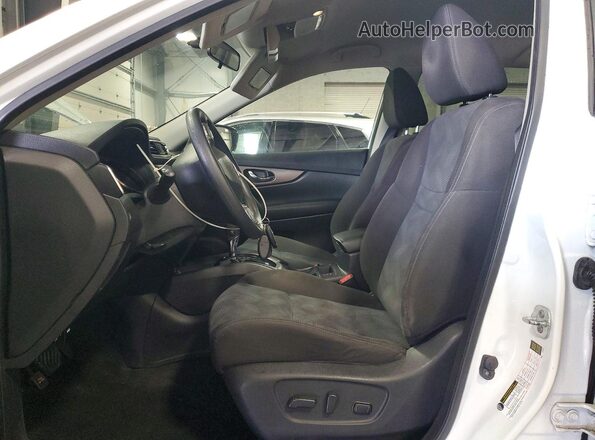 KNMAT2MV9GP616813 2016 NISSAN ROGUE White Вид салону спереду