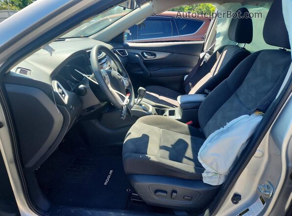 KNMAT2MV9GP714031 2016 NISSAN ROGUE Silver 
