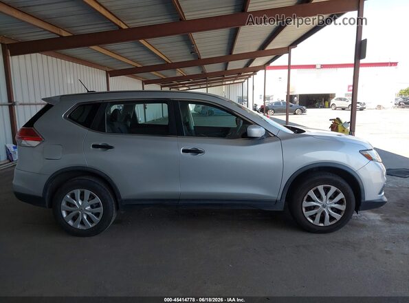 KNMAT2MV9GP721268 2016 NISSAN ROGUE Silver Սալոնի հետևի տեսք