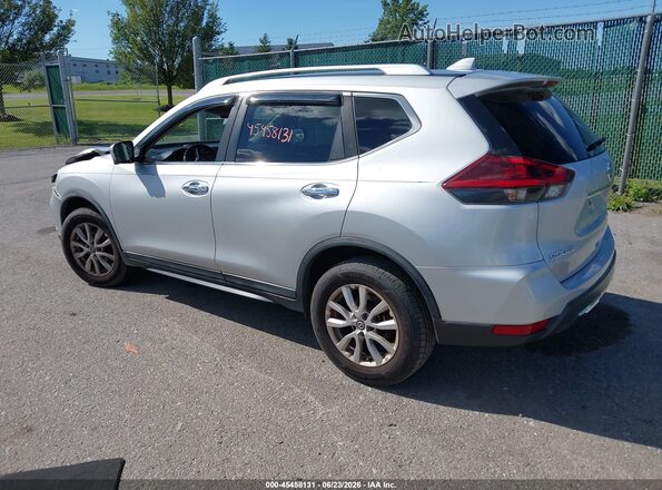 KNMAT2MV9JP551484 2018 NISSAN ROGUE Silver Trasero izquierdo