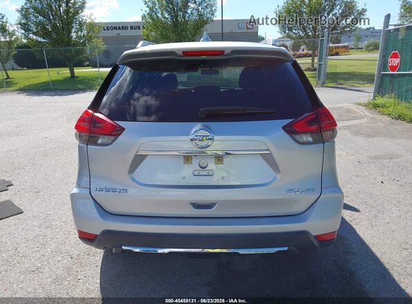 KNMAT2MV9JP551484 2018 NISSAN ROGUE Silver 