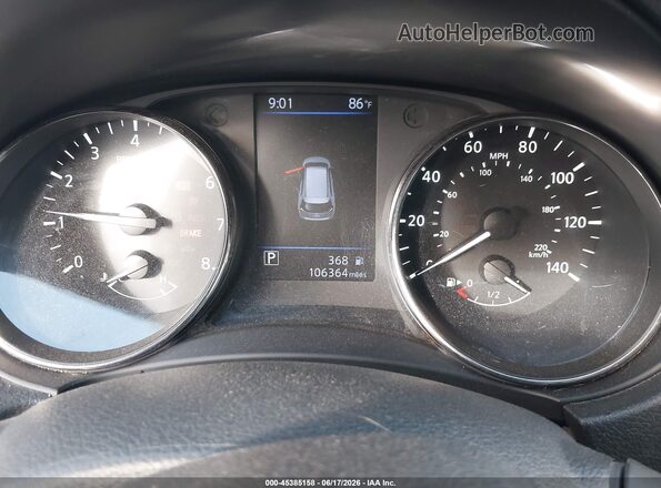 KNMAT2MV9JP593430 2018 NISSAN ROGUE Silver Widok tylnych siedzeń