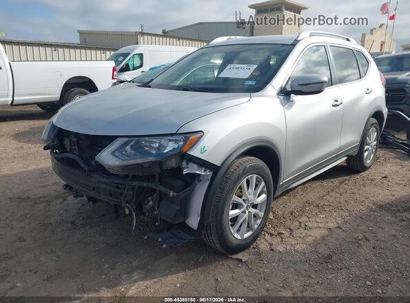 KNMAT2MV9JP593430 2018 NISSAN ROGUE Silver Przód lewy