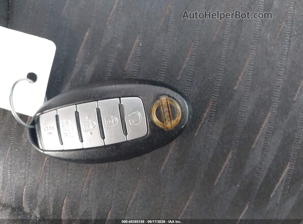 KNMAT2MV9JP593430 2018 NISSAN ROGUE Silver Widok deski rozdzielczej