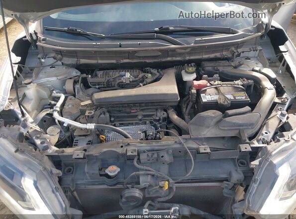 KNMAT2MV9JP593430 2018 NISSAN ROGUE Silver Widok z tyłu