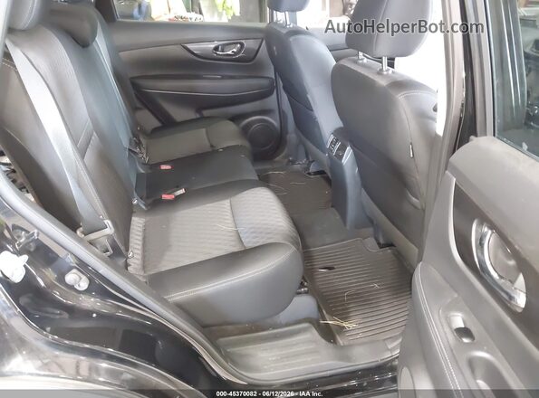 KNMAT2MV9JP609772 2018 NISSAN ROGUE Черный 