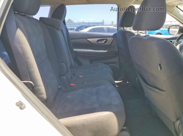 KNMAT2MVXGP630641 2016 NISSAN ROGUE White Вид задньої частини салону