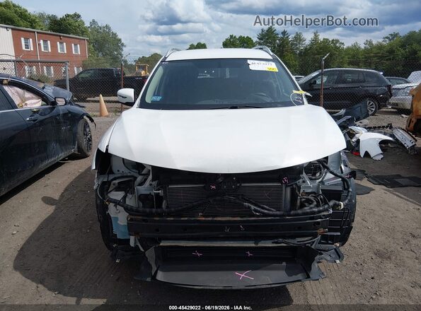 KNMAT2MVXHP519914 2017 NISSAN ROGUE White Rear interior view