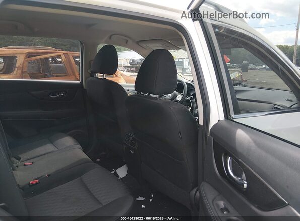 KNMAT2MVXHP519914 2017 NISSAN ROGUE White VIN sticker view