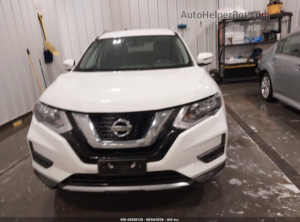 KNMAT2MVXHP524739 2017 NISSAN ROGUE White უკანა სალონის ხედი