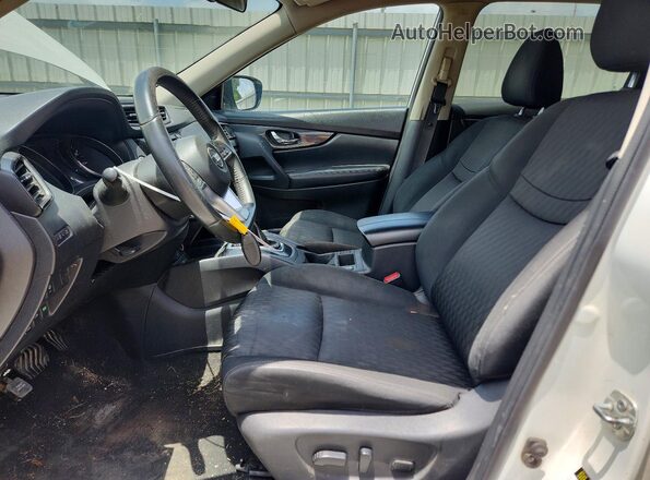 KNMAT2MVXHP545008 2017 NISSAN ROGUE White Սալոնի դիմացի տեսք