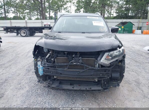 KNMAT2MVXHP603828 2017 NISSAN ROGUE Black Widok wnętrza z tyłu