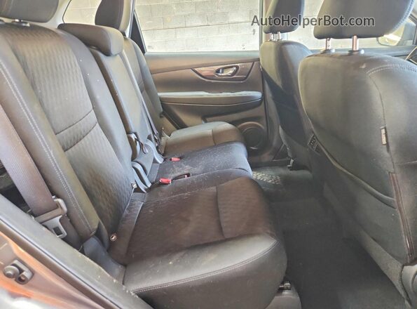 KNMAT2MVXJP550926 2018 NISSAN ROGUE Gray 