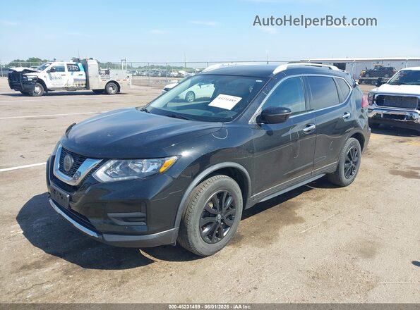 KNMAT2MVXJP562896 2018 NISSAN ROGUE Black Przód lewy