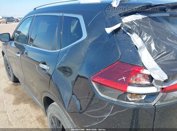 KNMAT2MVXJP562896 2018 NISSAN ROGUE Black 