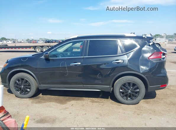 KNMAT2MVXJP562896 2018 NISSAN ROGUE Black Widok wnętrza 360 stopni