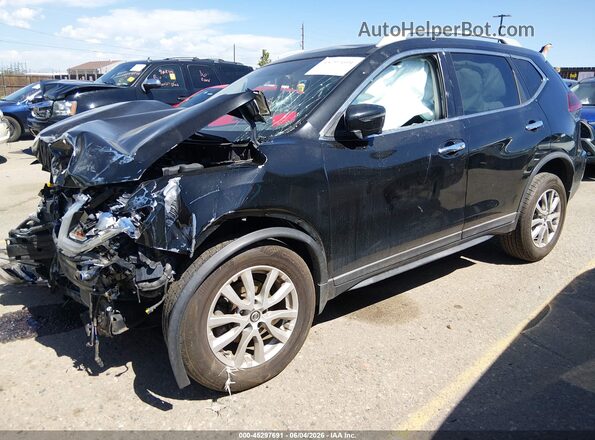 KNMAT2MVXJP585241 2018 NISSAN ROGUE Black Առջևի ձախ երեք քառորդ տեսարան