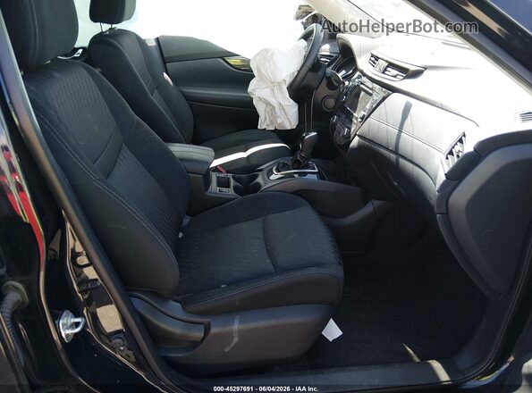 KNMAT2MVXJP585241 2018 NISSAN ROGUE Black Սալոնի դիմացի տեսք