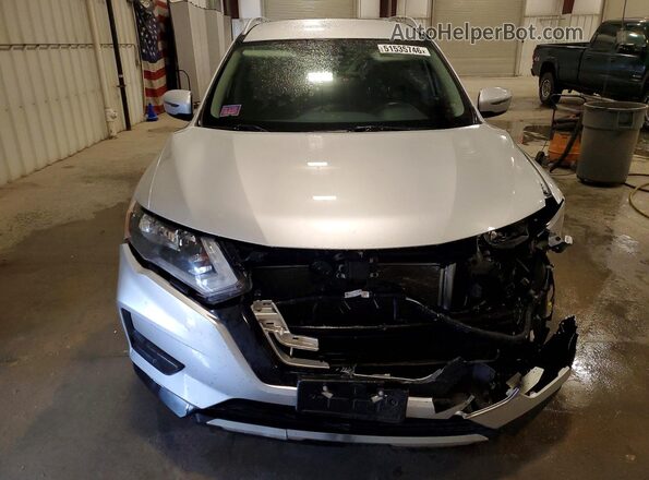 KNMAT2MVXJP585675 2018 NISSAN ROGUE Silver Դիմացի տեսք