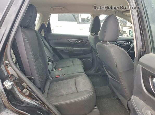 KNMAT2MVXJP607917 2018 NISSAN ROGUE Черный Вид задних сидений