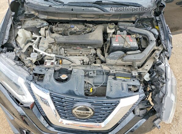 KNMAT2MVXJP607917 2018 NISSAN ROGUE Черный Вид задней части салона