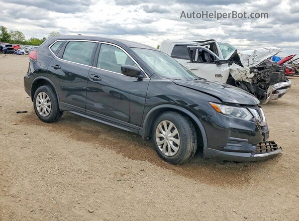 KNMAT2MVXJP607917 2018 NISSAN ROGUE Черный Передняя правая четверть