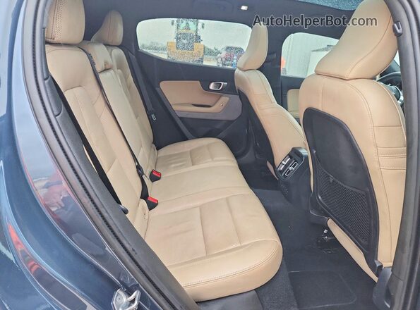 LPSED3KA8NL053643 2022 POLESTAR 2 Blue 