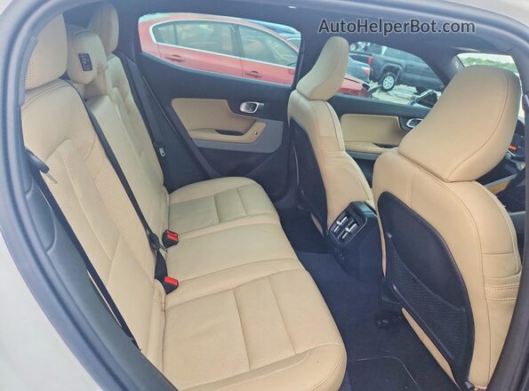 LPSED3KA8NL059197 2022 POLESTAR 2 White Rear seats view