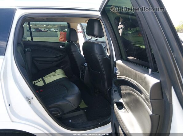 LRBFX1SA2JD007008 2018 BUICK ENVISION White Widok naklejki z numerem VIN