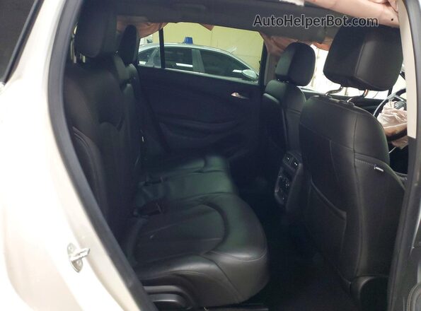 LRBFX4SX7KD033014 2019 BUICK ENVISION White Widok wnętrza z tyłu