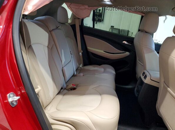 LRBFXCSA0JD004765 2018 BUICK ENVISION Maroon Вид задньої частини салону