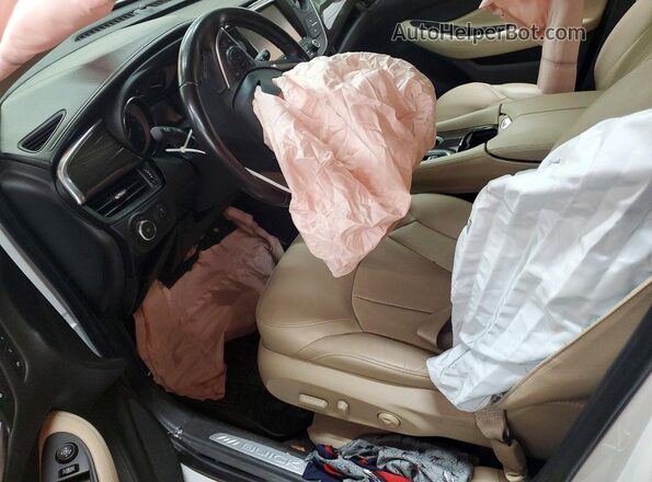 LRBFXCSAXKD009246 2019 BUICK ENVISION Белый Вид салона спереди