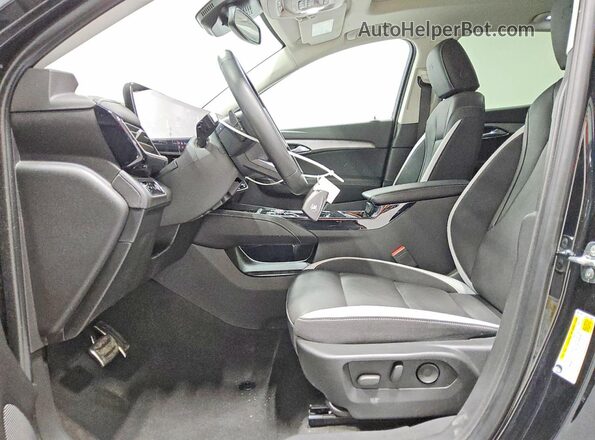 LRBFZLE4XSD073688 2025 BUICK ENVISION Черный Вид салона спереди