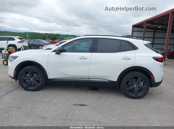 LRBFZMR44PD030892 2023 BUICK ENVISION White Սալոնի 360 աստիճան տեսք