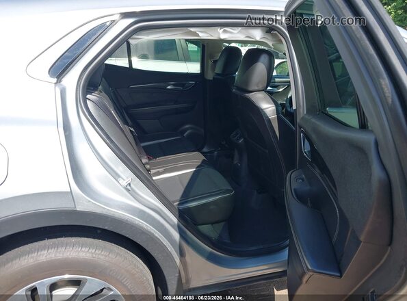 LRBFZNR41PD061362 2023 BUICK ENVISION Серебряный Вид наклейки с VIN-кодом