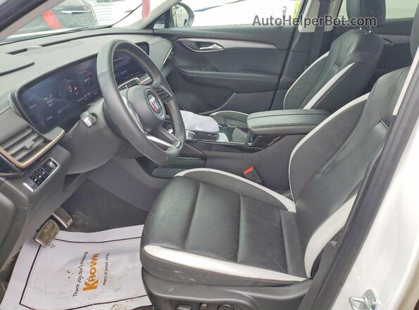 LRBFZPE48RD037516 2024 BUICK ENVISION White Вид салону спереду