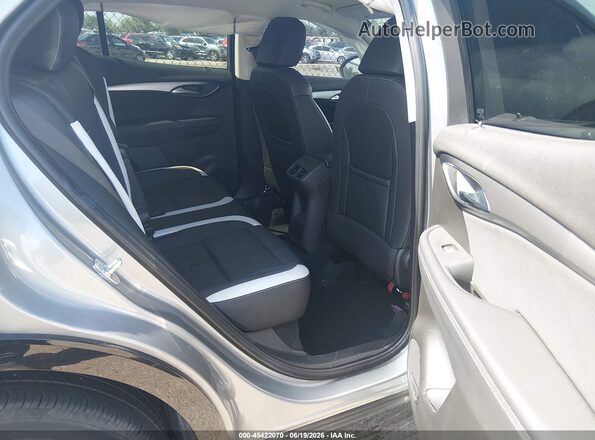 LRBFZPE49RD015993 2024 BUICK ENVISION Gray Widok naklejki z numerem VIN