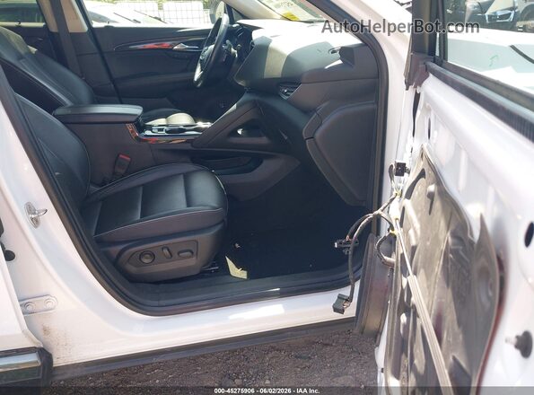 LRBFZPR41MD192055 2021 BUICK ENVISION White Widok wnętrza z przodu