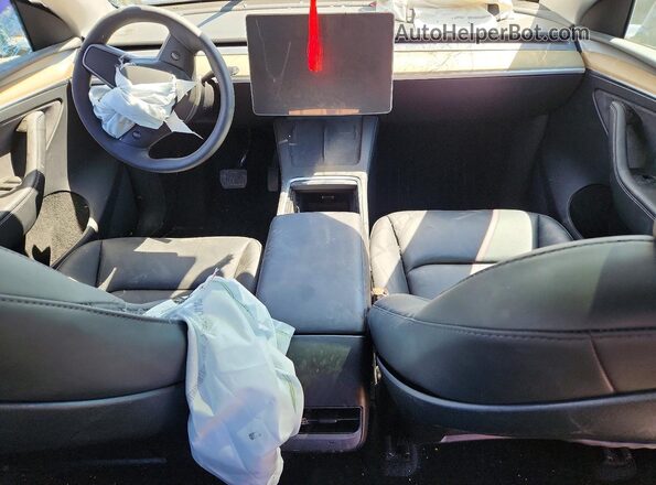 LRWYGDEE4PC079298 2023 TESLA MODEL Gray 