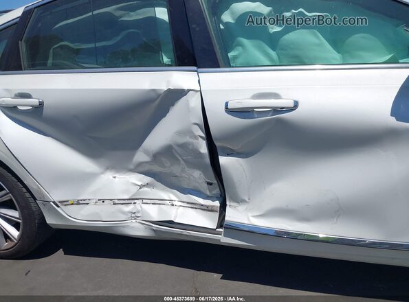 LVY992ML8JP038607 2018 VOLVO S90 White Front view