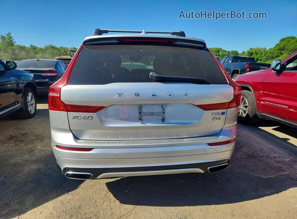 LYV102RM2JB100689 2018 VOLVO XC60 Silver Rear view