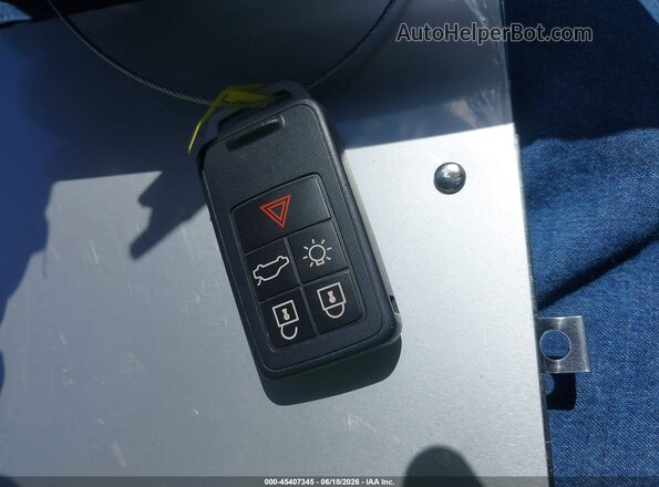 LYV402FK3GB092952 2016 VOLVO S60 INSCRIPTION Черный Вид панели приборов