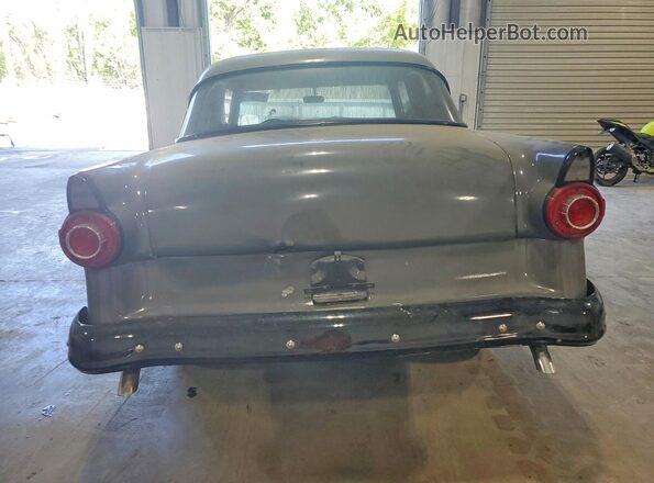 M6LT139417 1956 FORD FAIRLANE Gray 