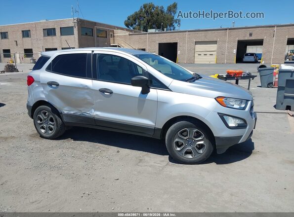MAJ3P1RE7JC183481 2018 FORD ECOSPORT Silver Widok z przodu