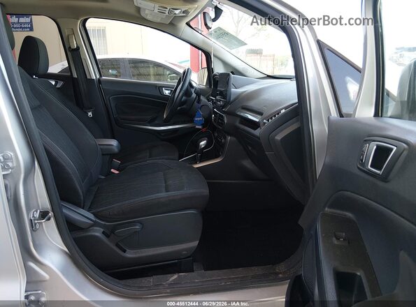 MAJ3P1TE2JC185194 2018 FORD ECOSPORT Серебряный Вид салона спереди