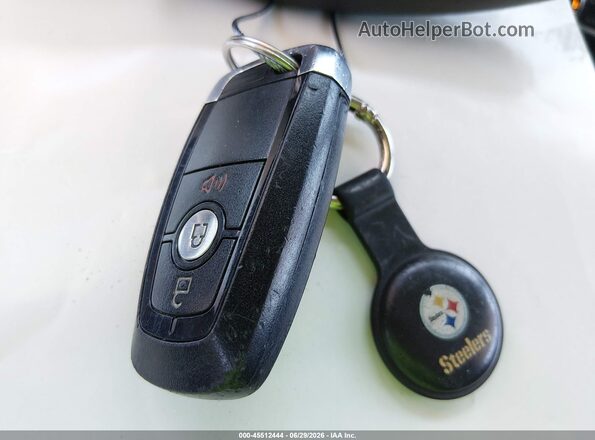MAJ3P1TE2JC185194 2018 FORD ECOSPORT Серебряный Вид панели приборов